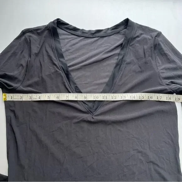 Lululemon Get Low Long Sleeve Top Black - Picture 10 of 12